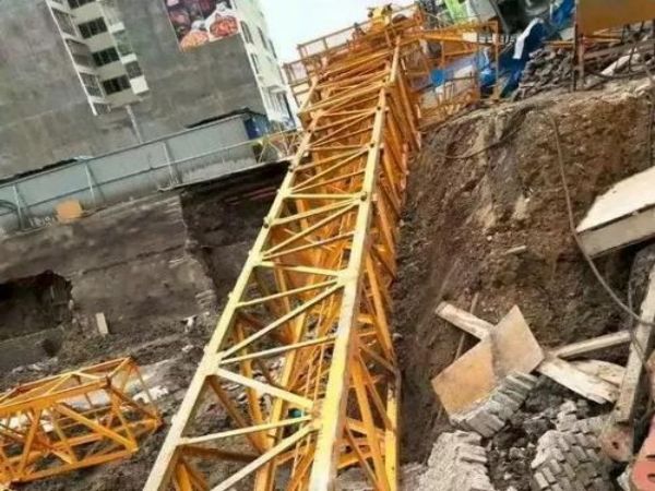 定远县吊车租赁_吊车出租前要确定吨位